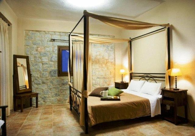Vlyhada Guesthouse Pyrgos Dirou ห้อง รูปภาพ